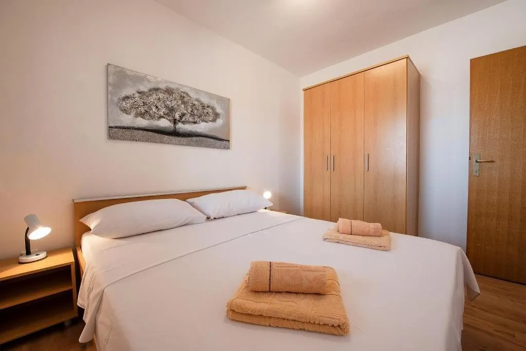 Apartments Petra Razanac Croatia
