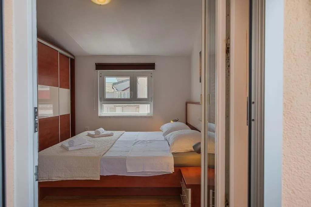 Apartments Petra Razanac Croatia