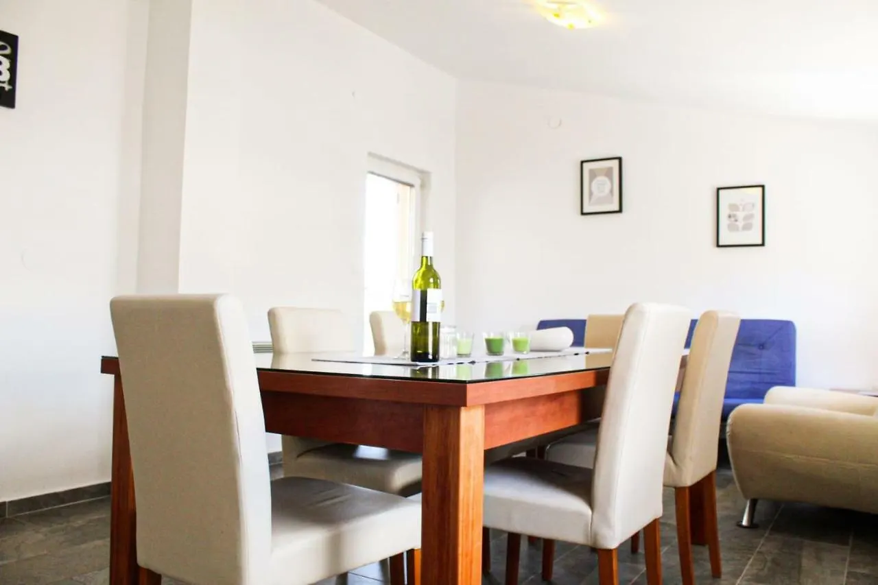 Apartments Petra Razanac Croatia